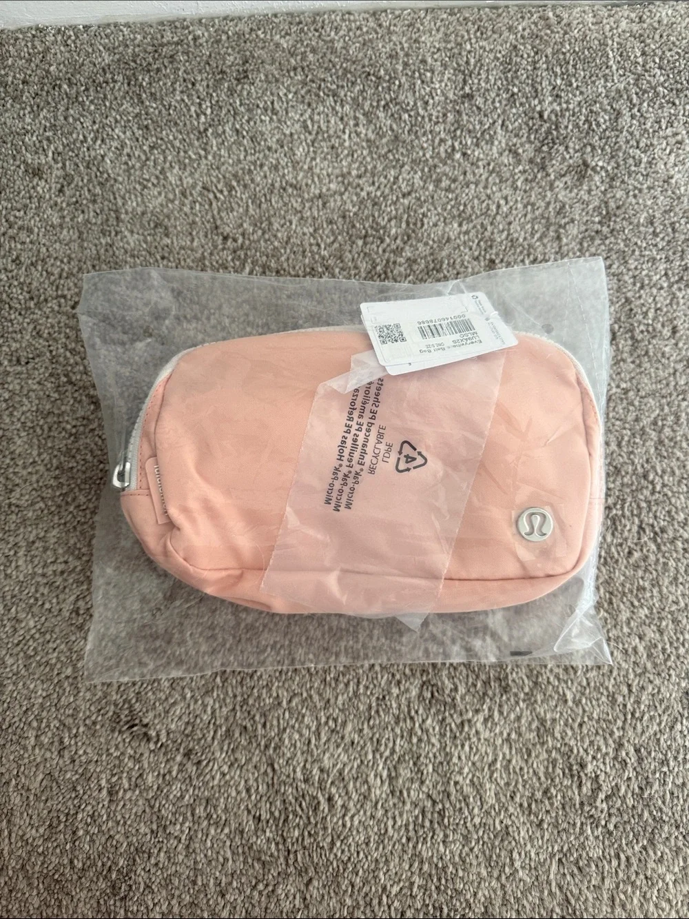 lululemon everyday belt bag in blush / peach
